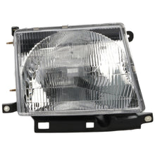 Load image into Gallery viewer, 1998-2000 Toyota Tacoma Headlights - Halogen, Left &amp; Right, w/ Bulbs (8111004090)
