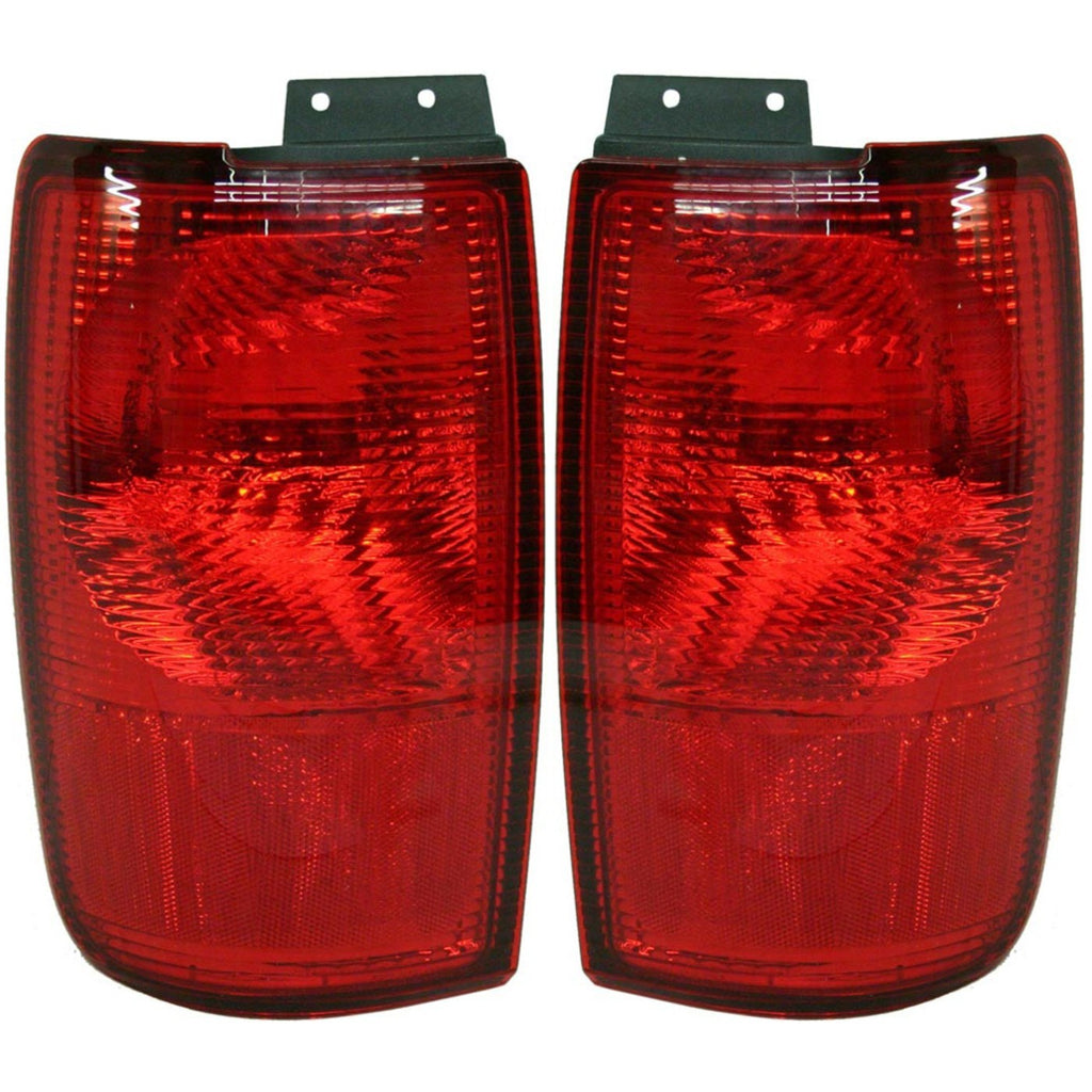 1998-2002 Lincoln Navigator Tail Lights - Halogen, Outer (XL7Z13405AA)