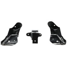 Load image into Gallery viewer, 2001-2006 Chevrolet Bumper Bracket - Front (14501396)