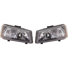 Load image into Gallery viewer, 2003-2007 Chevrolet Headlight (10396913PFM)