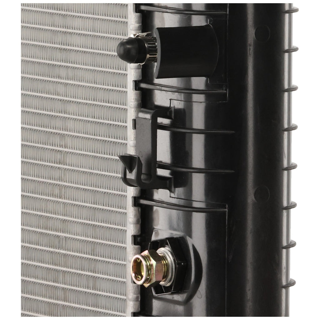 2005-2014 GM Radiator - 5.3L (22840115)