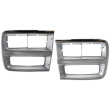 Load image into Gallery viewer, 1993-1996 Chevrolet Headlights - Driver &amp; Passenger Side (15685965)