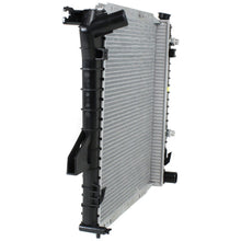 Load image into Gallery viewer, 1998-2001 Ford Ranger &amp; Mazda B2500 Radiator (F87Z8005GA)