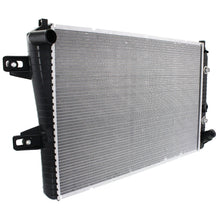 Load image into Gallery viewer, 2006-2007 GM Radiator (15914079)