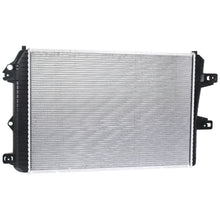 Load image into Gallery viewer, 2006-2007 GM Radiator (15914079)