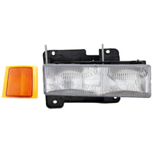 Load image into Gallery viewer, 1999-2000 Chevrolet Headlight - Right (15034930)