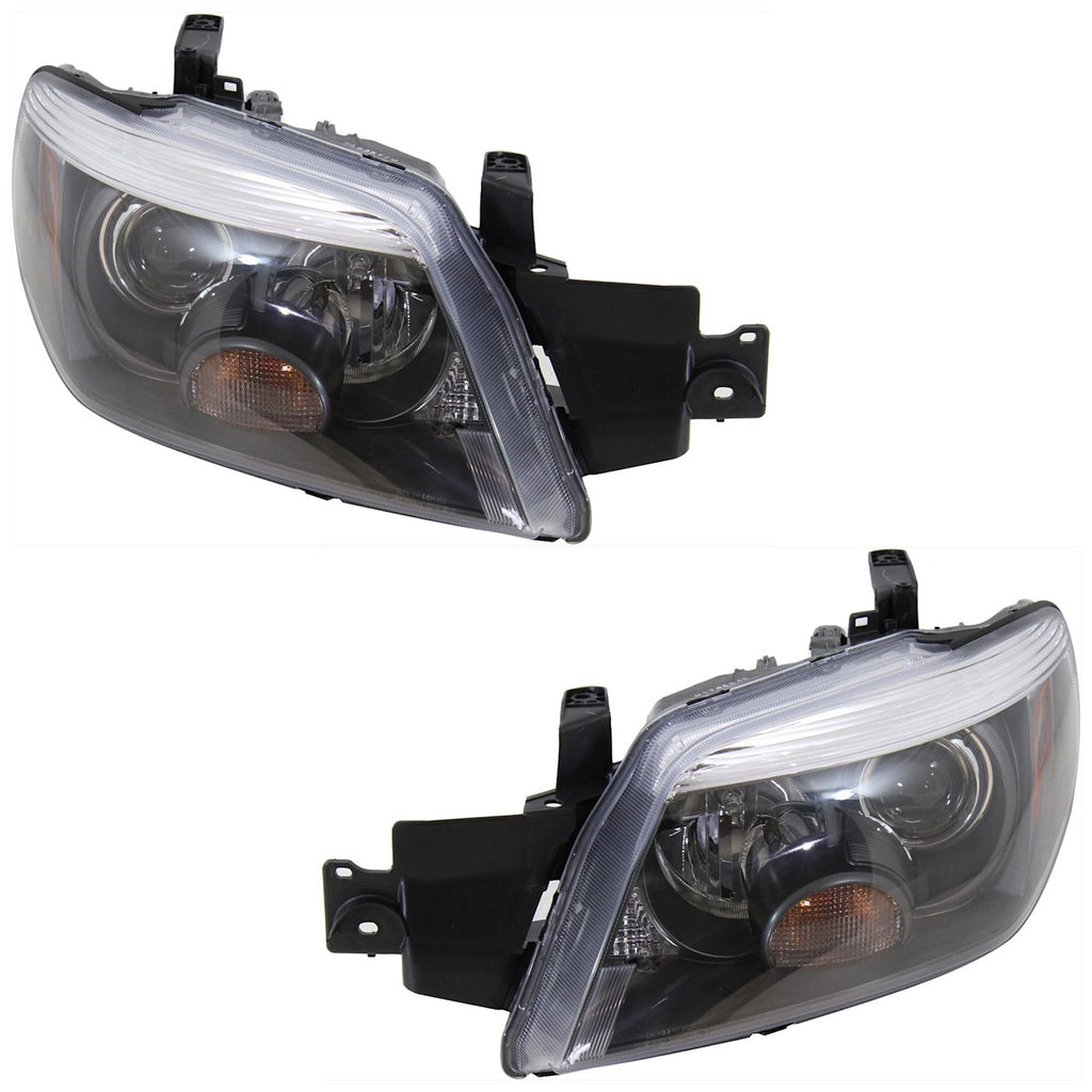 2005-2006 Mitsubishi Outlander Headlights - Driver & Passenger Side (8301A177)
