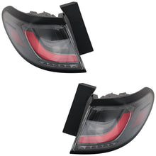 Load image into Gallery viewer, 2023 Honda HR-V Tail Lights - Driver &amp; Passenger Side (335003W0A01)