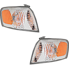 Load image into Gallery viewer, 2000-2001 Toyota Camry Side Marker Lights - Driver &amp; Passenger Side (81510AA020)