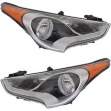 Load image into Gallery viewer, 2012-2017 Hyundai Veloster Headlights - Halogen, Driver &amp; Passenger Side, w/ Bulbs (921022V000)