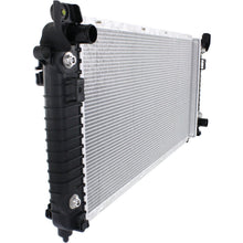 Load image into Gallery viewer, 2014-2017 GM Radiator - 5.3L (84207656)