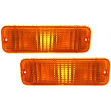 Load image into Gallery viewer, 1983-1988 Ford Bronco II &amp; Ranger Turn Signal Lights - Front, Driver &amp; Passenger Side (E3TZ13200A)