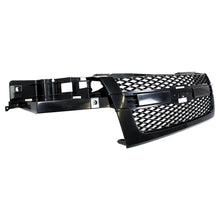 Load image into Gallery viewer, 2004-2012 Chevrolet Colorado Grille - Assembly (12335790)