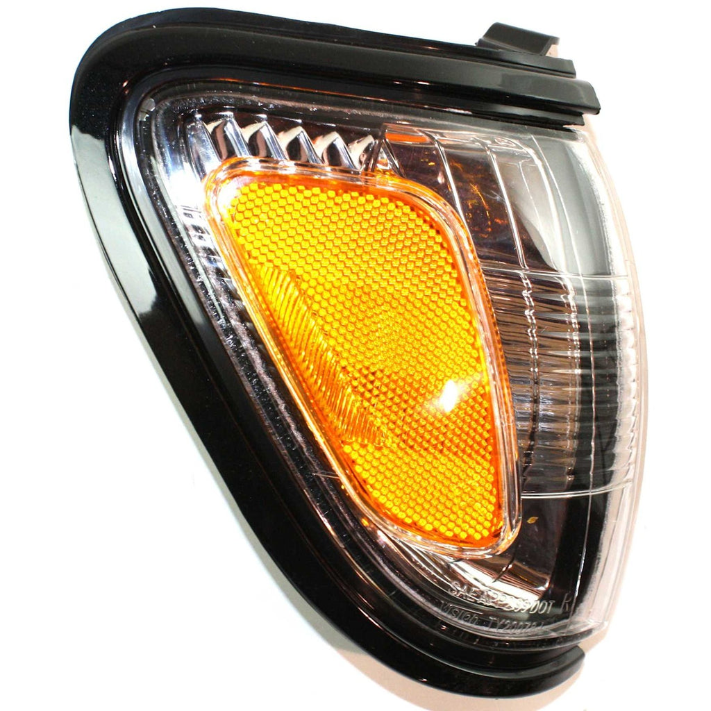 2001-2004 Toyota Tacoma Headlights - Right (8111004110)
