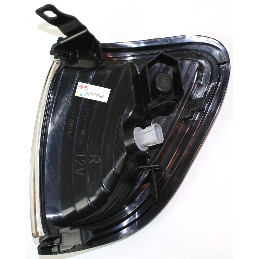 2001-2004 Toyota Tacoma Headlights - Right (8111004110)