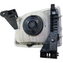 Load image into Gallery viewer, 2001-2004 Toyota Tacoma Headlights - Right (8111004110)