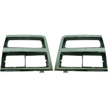 Load image into Gallery viewer, 1989-1991 Chevrolet Headlight (15628670)