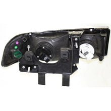 Load image into Gallery viewer, 1998-2005 Chevrolet Blazer &amp; S10 Grille - 3-Piece, Assembly (15048519)