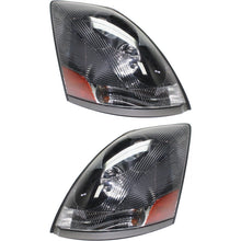 Load image into Gallery viewer, 2004-2018 Volvo VN, VNL &amp; VNM Headlight (82329127)