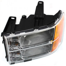 Load image into Gallery viewer, 2007-2013 GMC Sierra 1500 Headlights - Halogen, Driver &amp; Passenger Side (22853030)