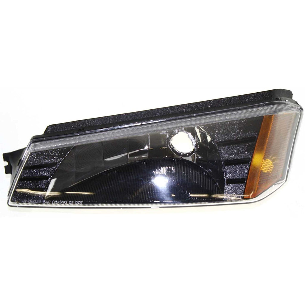 2002-2006 Chevrolet Avalanche 1500 & Avalanche 2500 Headlights - Driver & Passenger Side (15136537)