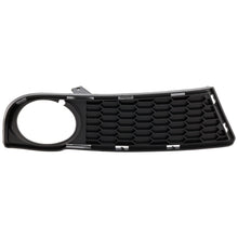 Load image into Gallery viewer, 2008-2013 BMW 128i Fog Light Trim - Passenger Side, Coupe, Convertible (51118045450)