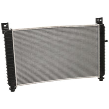 Load image into Gallery viewer, 1999-2004 GM Radiator - 4.8L (15193110)