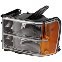 Load image into Gallery viewer, 2007-2013 GMC Sierra 1500 Headlights - Driver &amp; Passenger Side (20980241)
