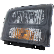 Load image into Gallery viewer, 2005-2007 Ford F-250 Super Duty &amp; F-350 Super Duty Fenders - Left &amp; Right, Chrome (6C3Z8200BC)