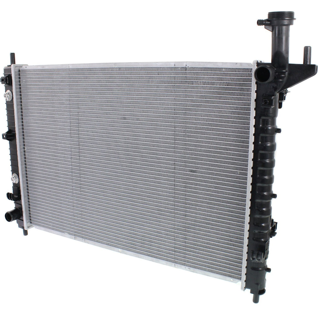2007-2016 GM Radiator (84079536)