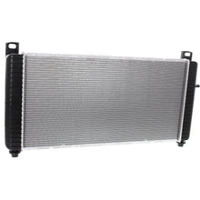 Load image into Gallery viewer, 2005-2013 GM Radiator (22840115)