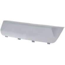 Load image into Gallery viewer, 2019-2022 Chevrolet Blazer Hitch Cover - Rear (84386341)