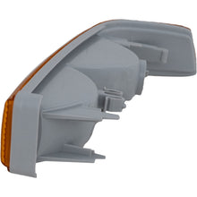 Load image into Gallery viewer, 1998-2005 Chevrolet Blazer &amp; S10 Grille (12471853)