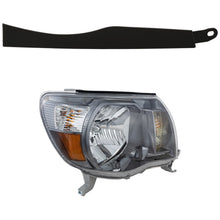 Load image into Gallery viewer, 2005-2011 Toyota Tacoma Headlight - Right (8111004173)
