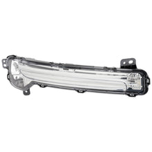 Load image into Gallery viewer, 2020-2023 Lincoln Corsair Turn Signal Light - Front, Right (LJ7Z13K371A)