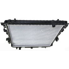 Load image into Gallery viewer, 2015-2022 Chevrolet Colorado &amp; GMC Canyon Radiator (84671374)