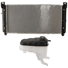 Load image into Gallery viewer, 2007-2014 GM Radiator (84368363)