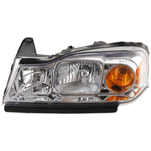 Load image into Gallery viewer, 2006-2007 Saturn Vue Headlight - Left, w/ Bulbs (15877671)