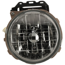 Load image into Gallery viewer, 2000-2006 Subaru Baja &amp; Outback Fog Light - Right, w/ Bulbs (84501AE10A)