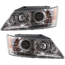 Load image into Gallery viewer, 2009-2010 Hyundai Sonata Headlights - Halogen, Driver &amp; Passenger Side, w/ Bulbs (921010A500)