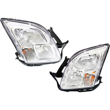 Load image into Gallery viewer, 2006-2009 Ford Fusion Headlights - Halogen, Left &amp; Right, w/ Bulbs (6E5Z13008AD)