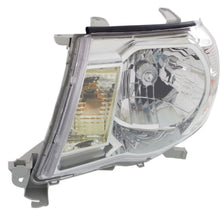 Load image into Gallery viewer, 2005-2011 Toyota Tacoma Fender Flare (5211904040)