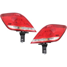 Load image into Gallery viewer, 2005-2010 Toyota Avalon Tail Light - Halogen, Outer, w/ Bulbs (81550AC090)