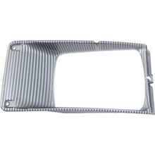 Load image into Gallery viewer, 1997-2004 International Harvester Headlight Bezel - Left (1661763C1)