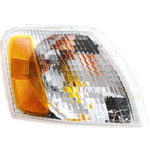 Load image into Gallery viewer, 1998-2001 Volkswagen Passat Side Marker Light - Right (3B0953042D)