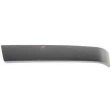 Load image into Gallery viewer, 2003-2007 Chevrolet Grille - 3-Piece, Assembly (88968933)
