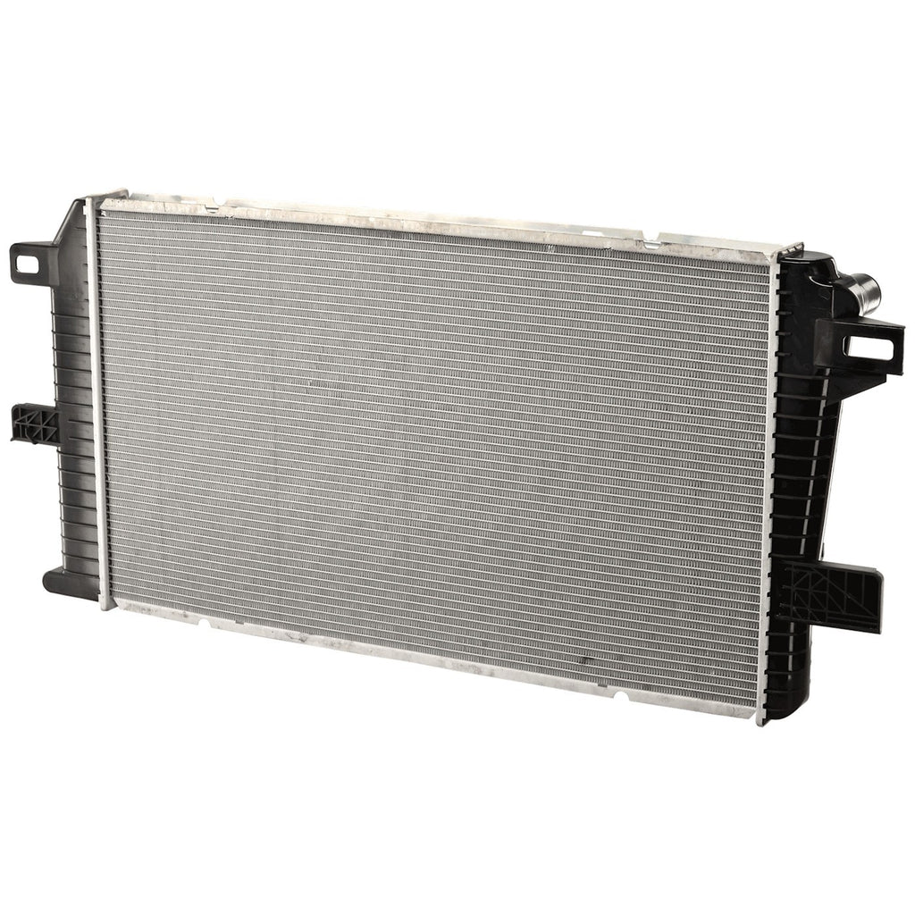 2001-2005 GM Radiator - 6.6L (89018318)