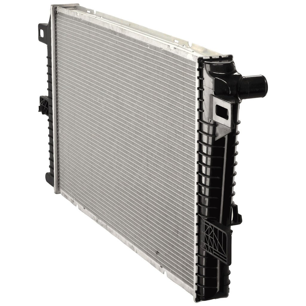 2001-2005 GM Radiator - 6.6L (89018318)