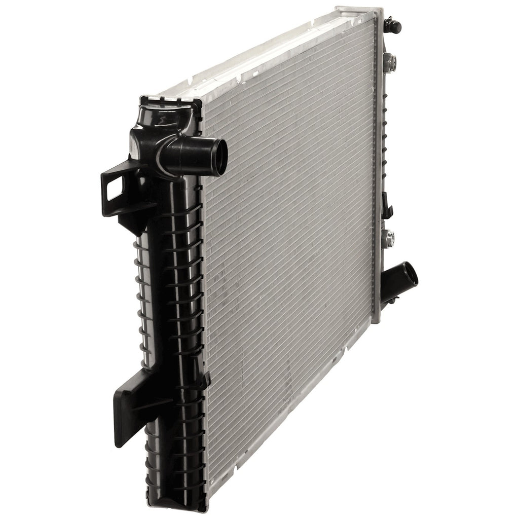 2001-2005 GM Radiator - 6.6L (89018318)