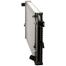 Load image into Gallery viewer, 2001-2005 GM Radiator - 6.6L (89018318)